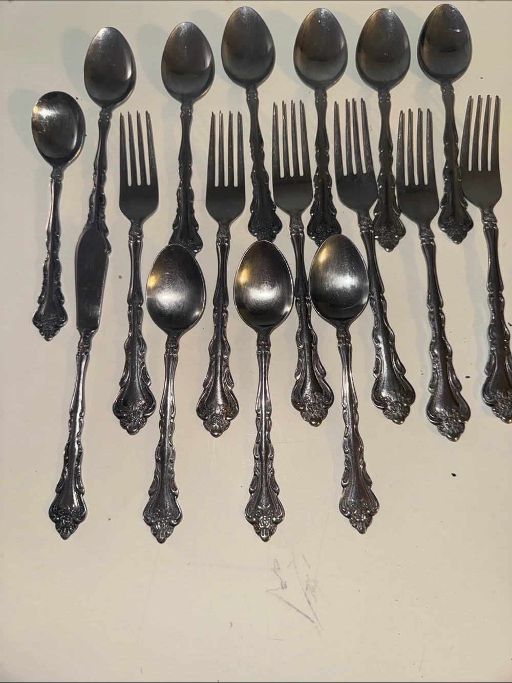 Vintage Custom Craft Japan Stainless Steel “Kings” Pattern 17 pieces